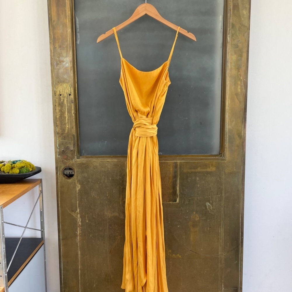 Modern Citizen Mila Layered Tank Dress in marigold Satin Midi Draped Waist tie - Picture 2 of 8